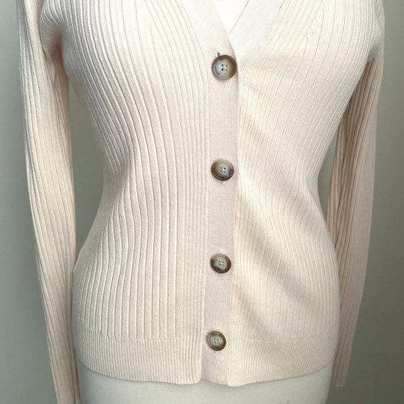 Loft Long Sleeve V-neck Cardigan Size M - Picture 3 of 9